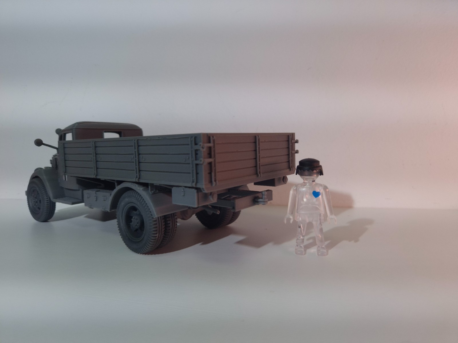 Playmobil Custom 1/18 Opel Blitz, no painted + stikers, otra vista