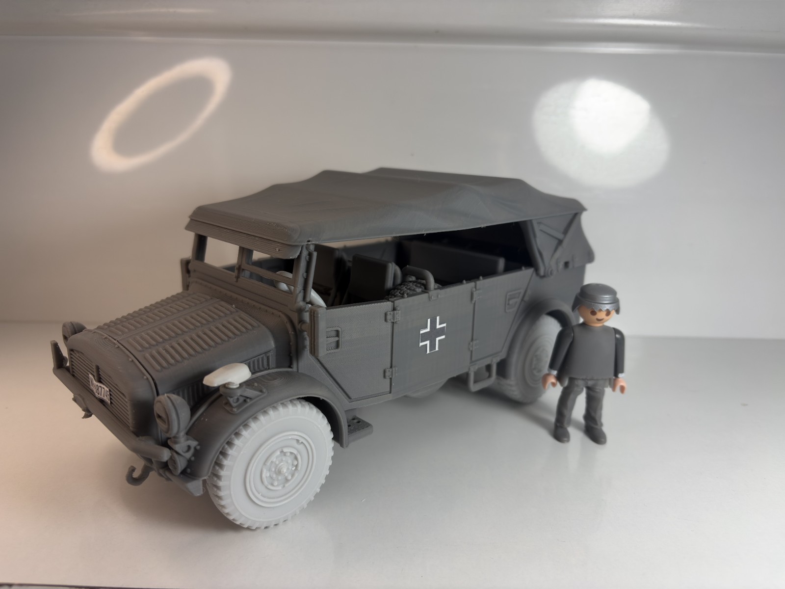 1/18 Custom HORCH 108 Playmobil Compatible , Not painted + Decals, otra vista