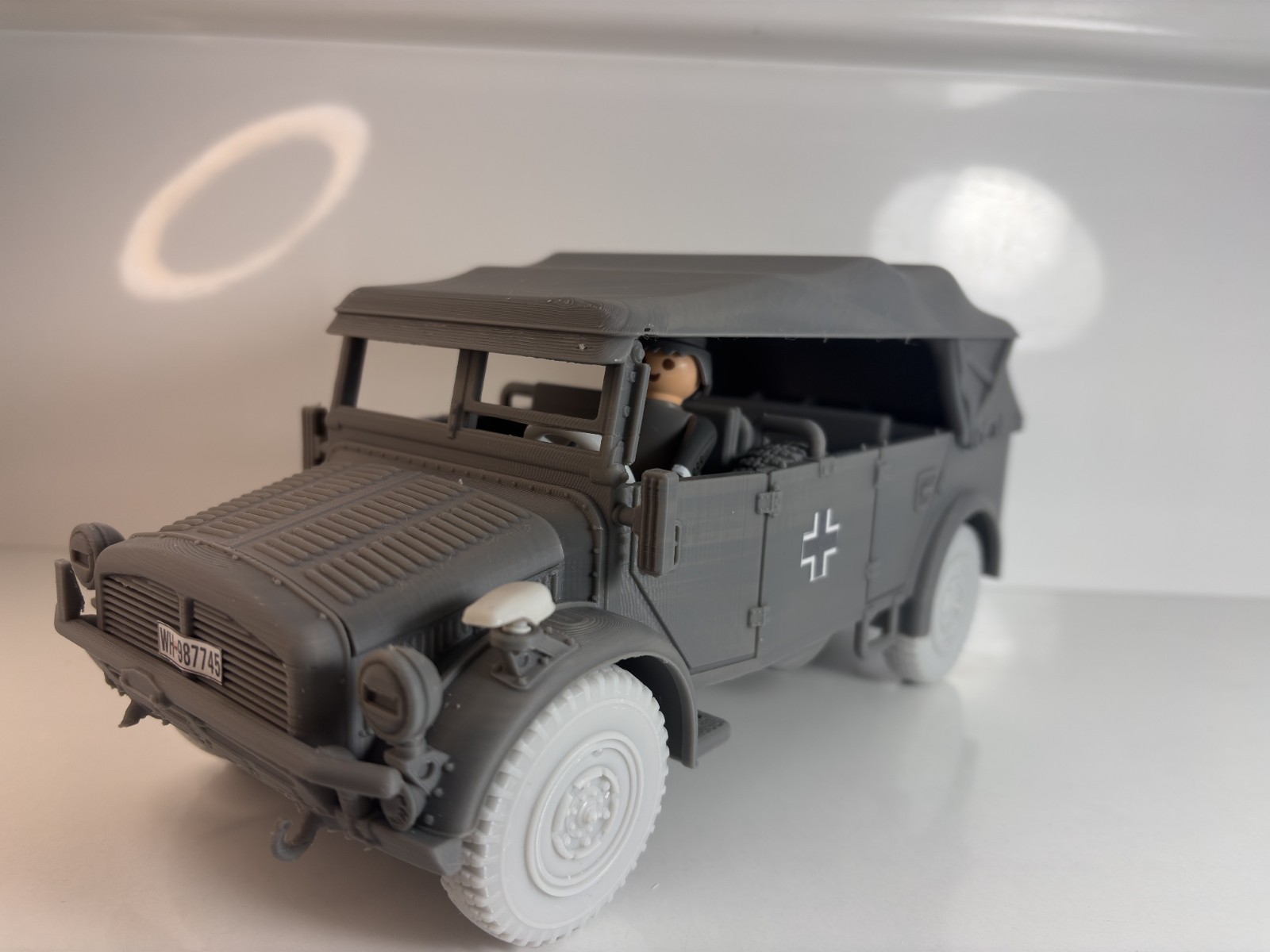 1/18 Custom HORCH 108 Playmobil Compatible , Not painted + Decals, otra vista