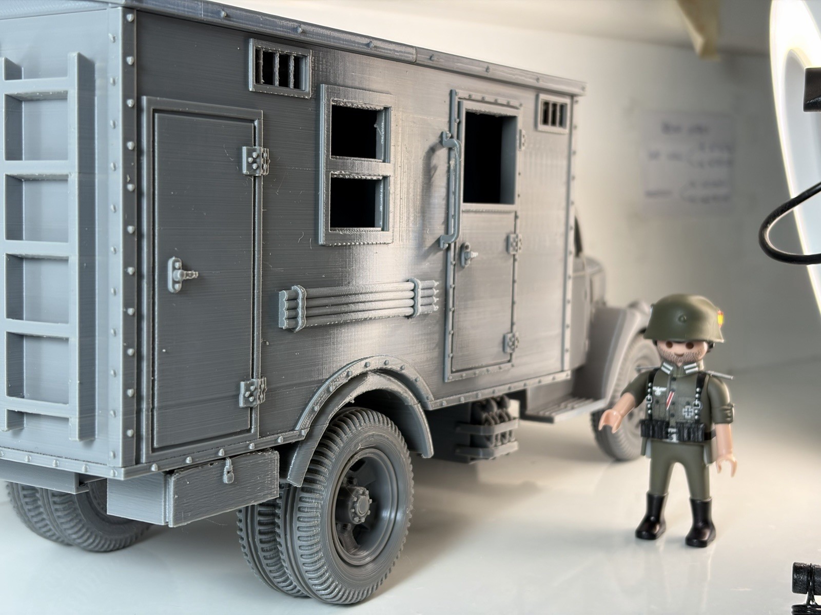 Playmobil Custom 1/18 Opel Blitz sdkfz 305 , no painted + stikers, otra vista