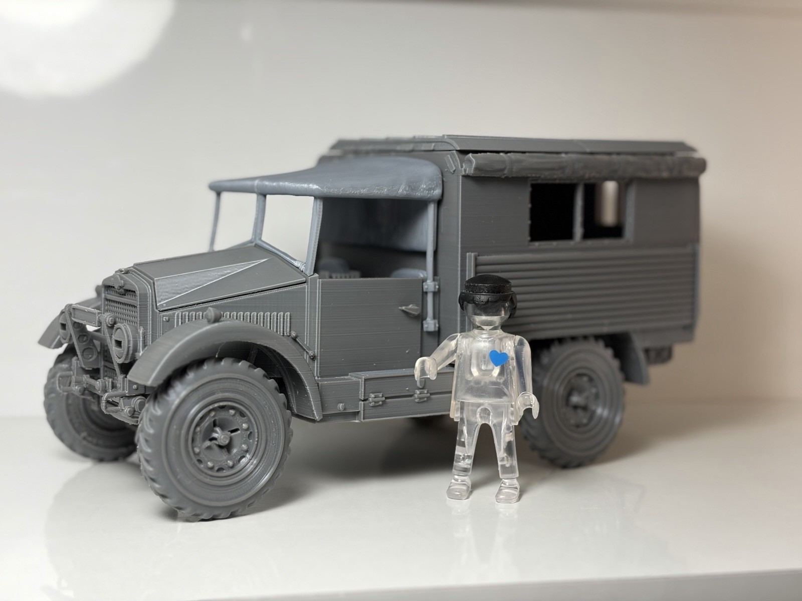 1/18 Custom Morris 3 MK III Playmobil Compatible , Not painted, otra vista