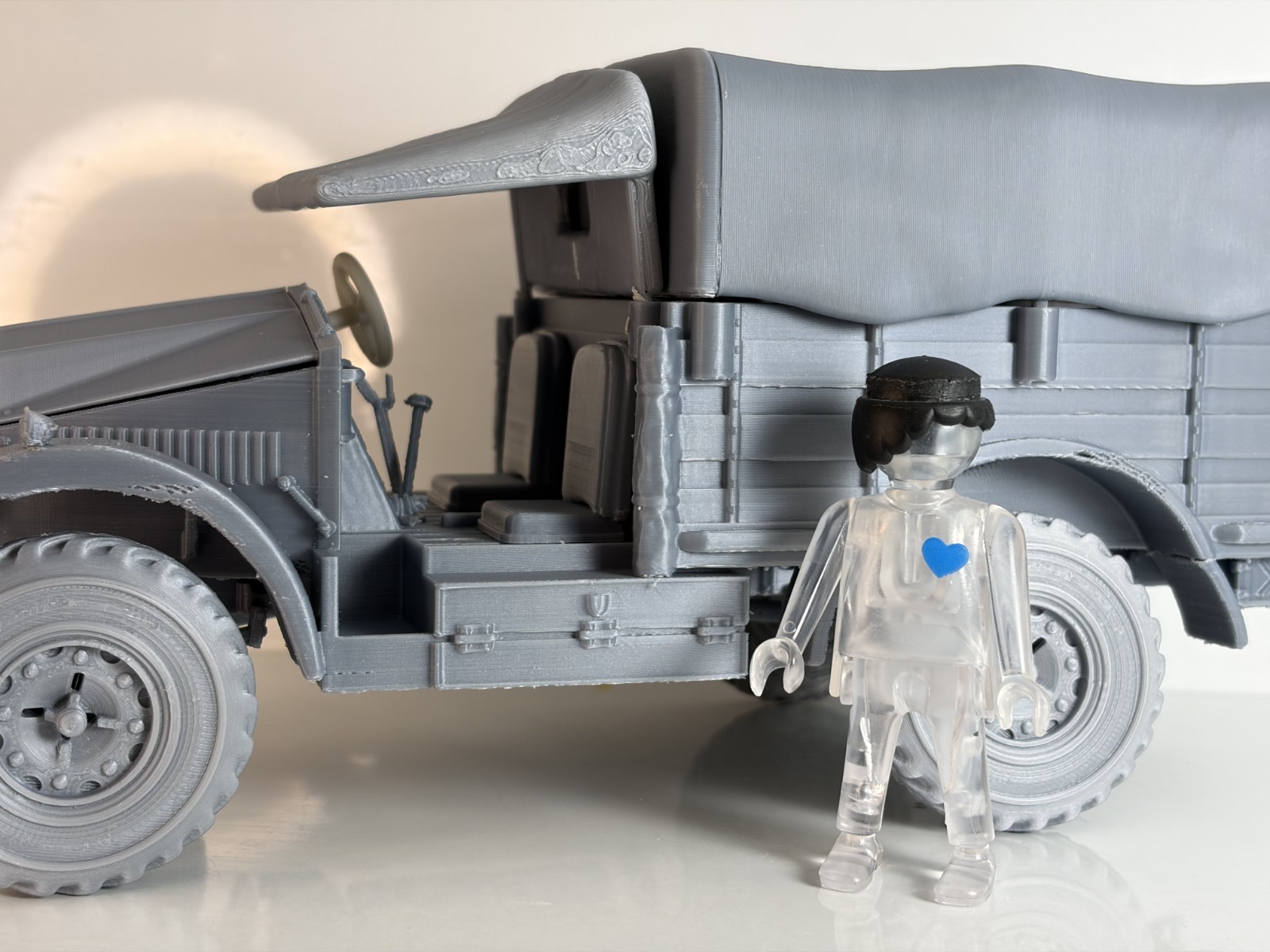 1/18 Custom Morris 3 MK I Playmobil Compatible , Not painted, otra vista